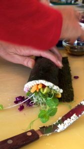 Sushi rolling